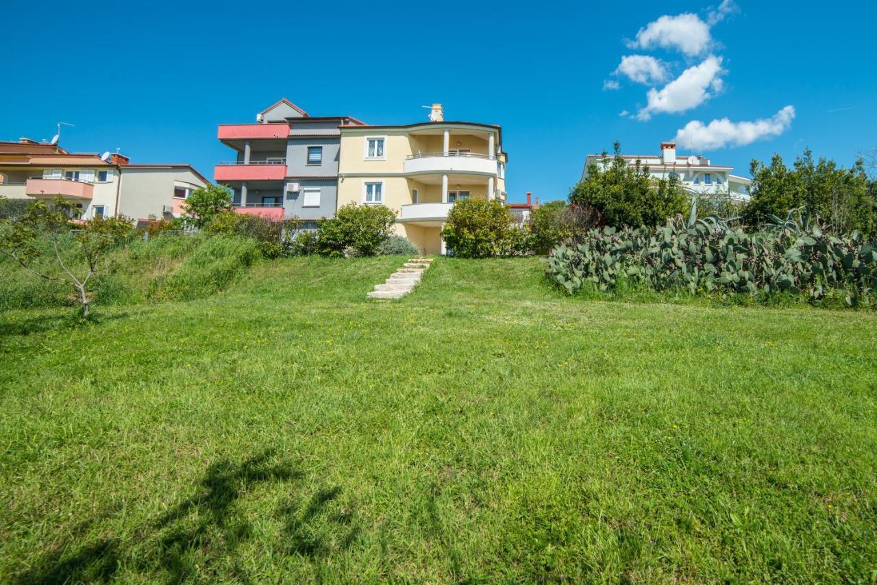 Villa Lucija プーラ エクステリア 写真