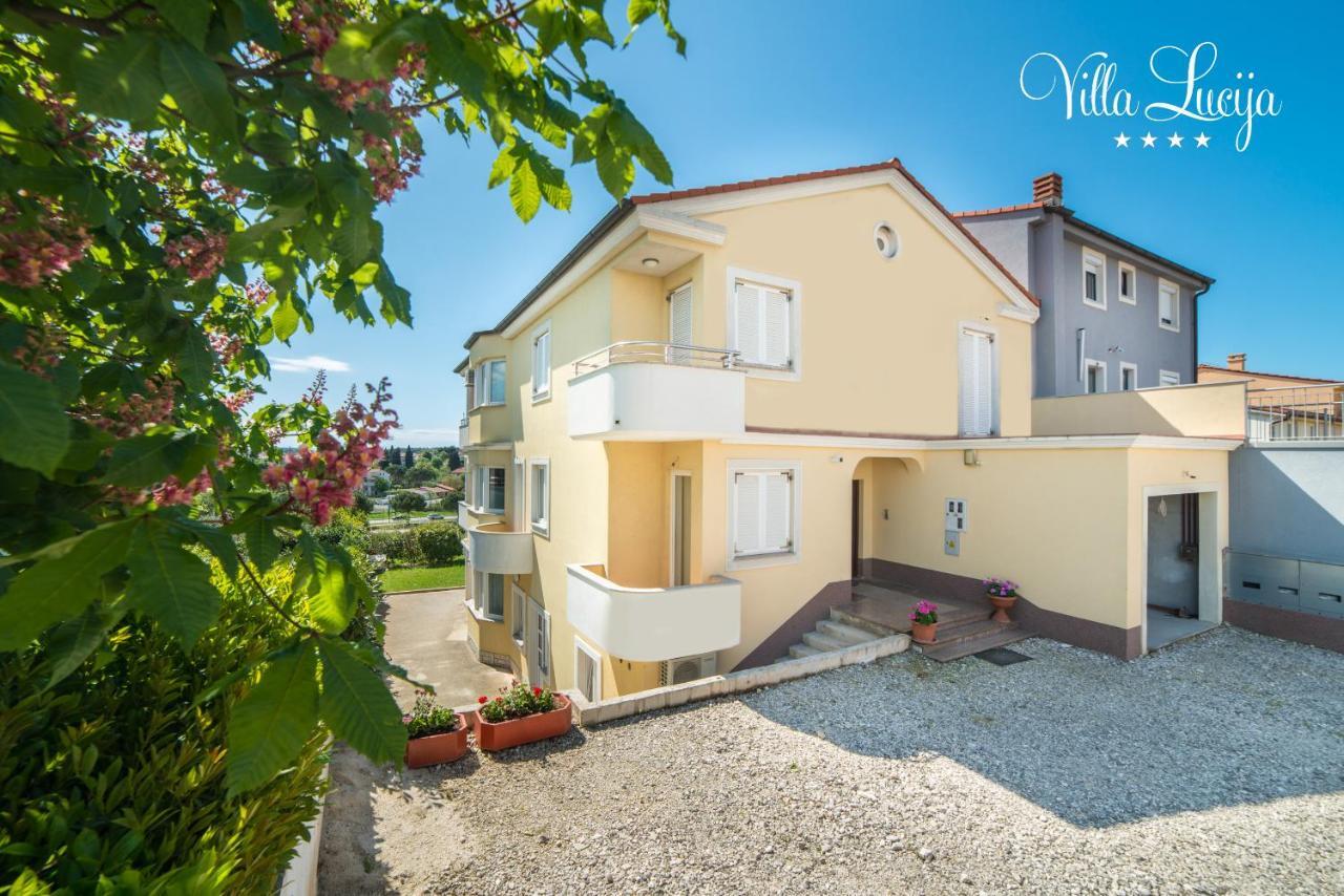 Villa Lucija プーラ エクステリア 写真